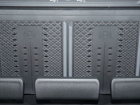 New 2026 RAM 3500 Big Horn AWD/4WD image 3