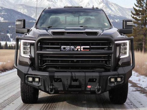 Used 2021 GMC Sierra 3500 AT4 w/ AT4 Premium Plus Package image 9