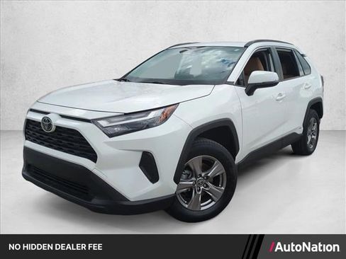 Used 2025 Toyota RAV4 XLE w/ Convenience Package AWD/4WD image 1