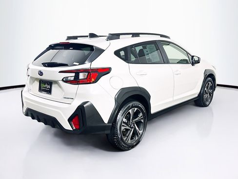 Used 2024 Subaru Crosstrek 2.0i Premium image 9