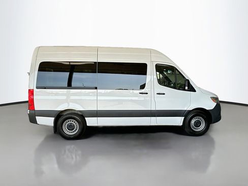 Used 2024 Mercedes-Benz Sprinter 2500 image 8