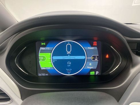 Used 2017 Chevrolet Bolt LT FWD image 25
