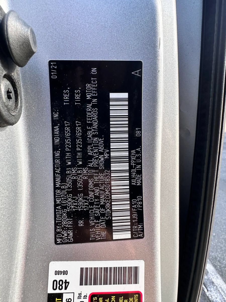 Used 2021 Toyota Sienna LE FWD image 7