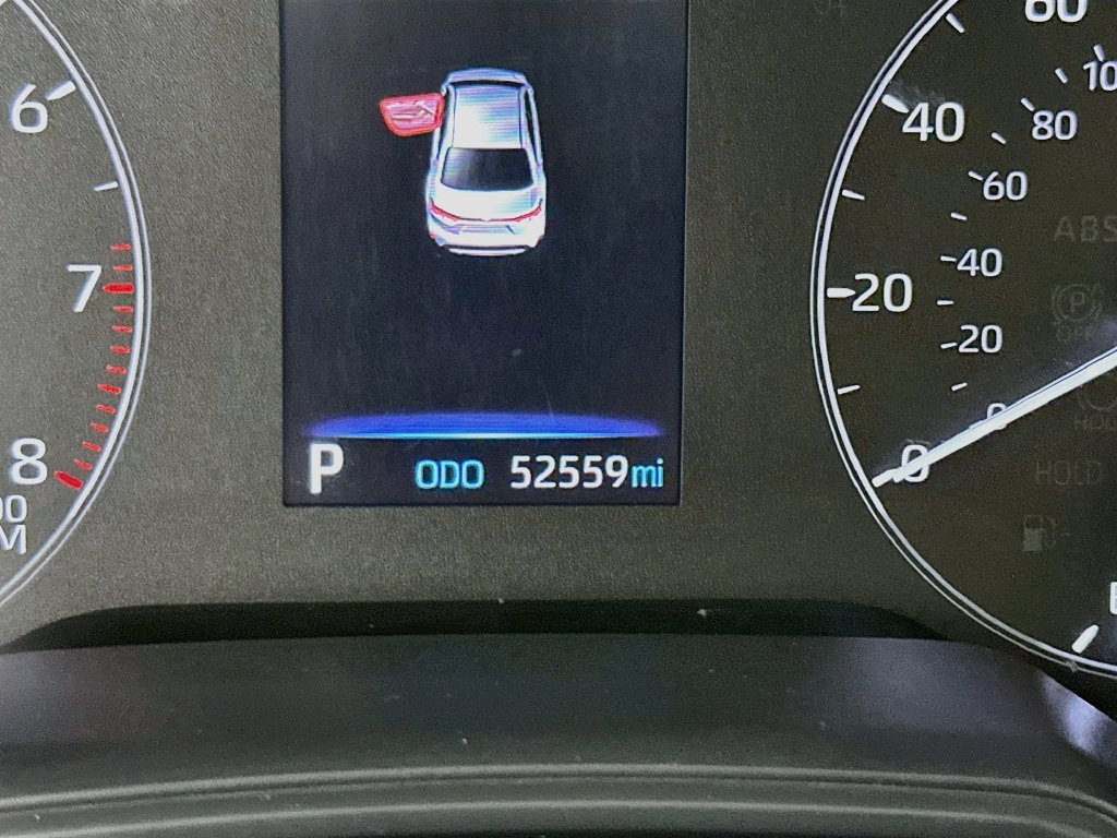 Used 2023 Toyota Corolla LE FWD image 13