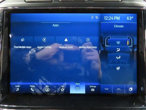 Used 2022 Ford F350 Lariat image 19