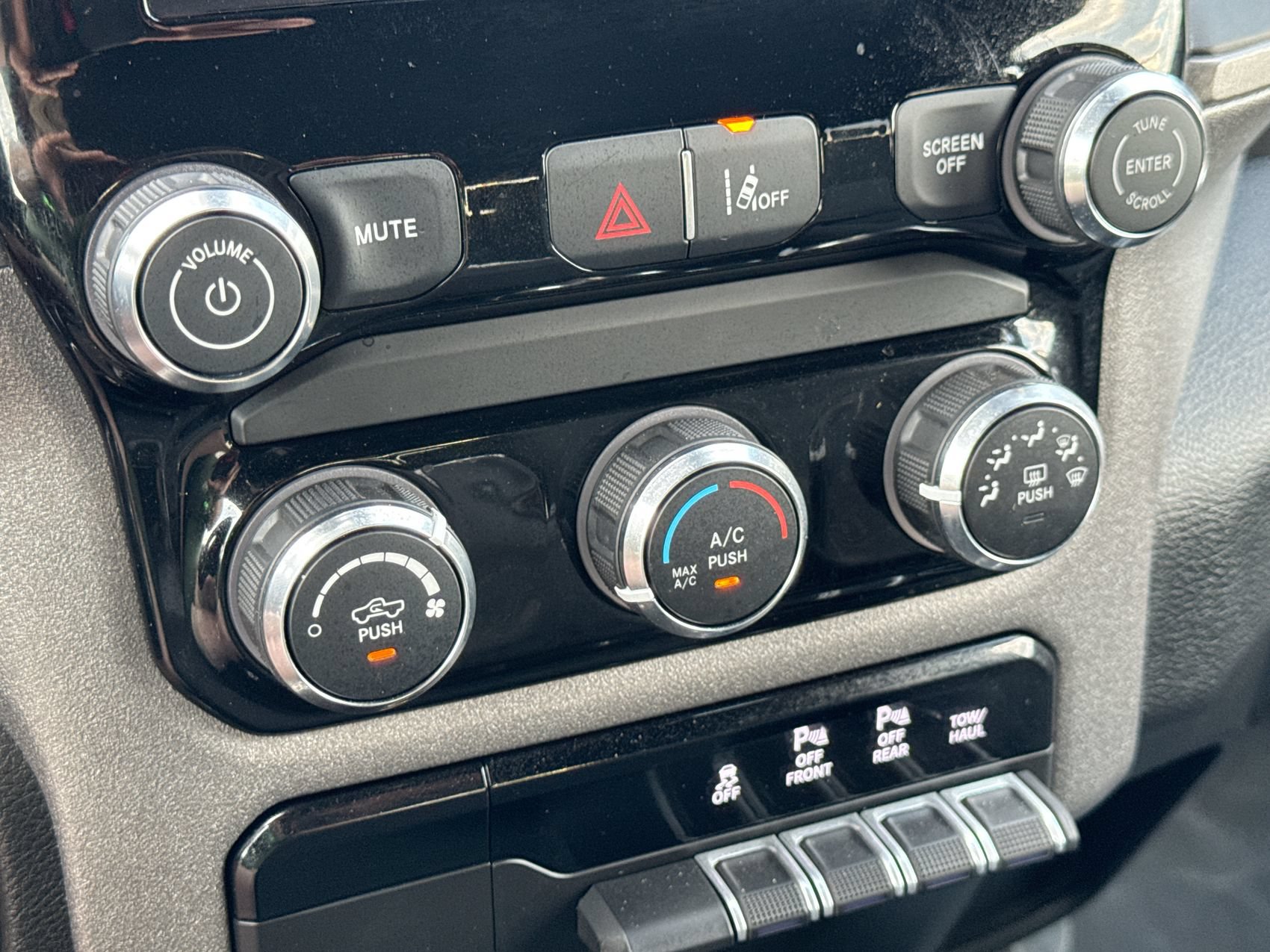 Used 2025 RAM 1500 Tradesman RWD image 18