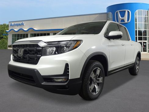 New 2025 Honda Ridgeline RTL image 1