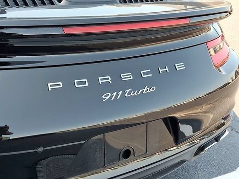 Certified 2018 Porsche 911 Turbo AWD/4WD image 32