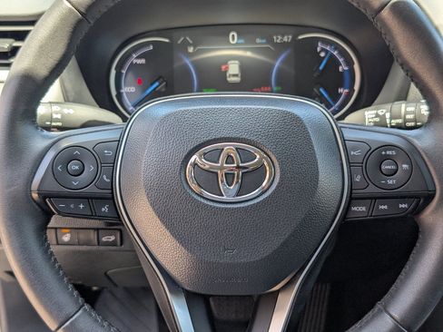 Used 2024 Toyota RAV4 XLE w/ Convenience Package AWD/4WD image 18