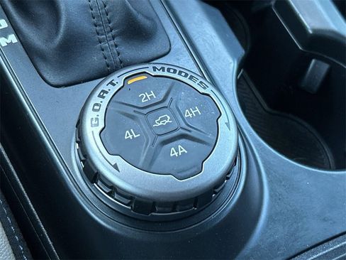 Used 2024 Ford Bronco Wildtrak image 16