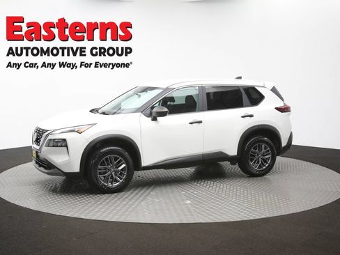 Used 2023 Nissan Rogue S AWD/4WD image 59