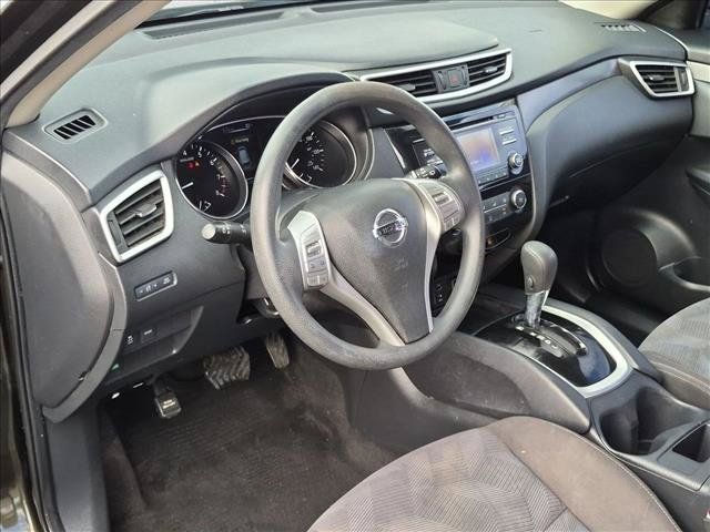 Used 2016 Nissan Rogue S FWD image 13
