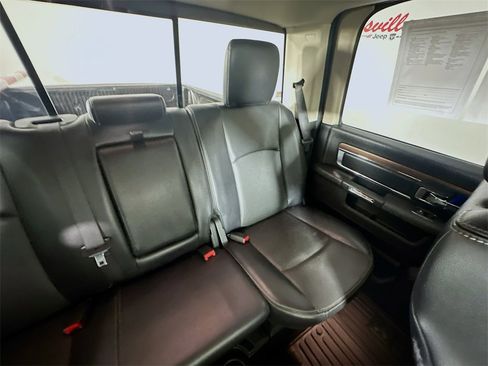 Used 2017 RAM 1500 Laramie w/ Convenience Group image 14