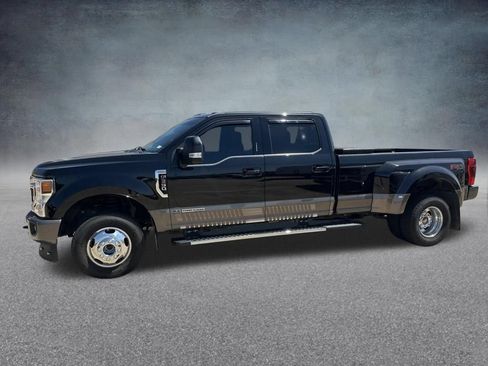 Used 2020 Ford F350 King Ranch w/ FX4 Off-Road Package AWD/4WD image 2