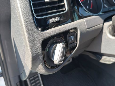 Used 2019 Volkswagen GTI Autobahn FWD image 28