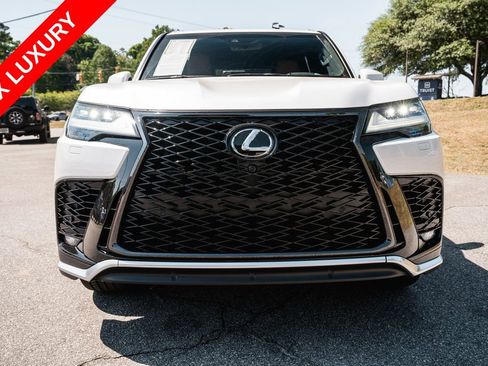 Used 2023 Lexus LX 600 4WD w/ Accessory Package (Z1) image 2