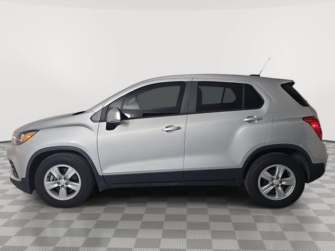 Used 2020 Chevrolet Trax LS FWD image 5