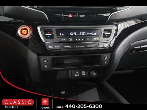 Used 2024 Honda Ridgeline Black Edition image 14