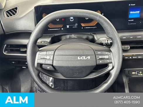 Used 2025 Kia K4 FWD image 26