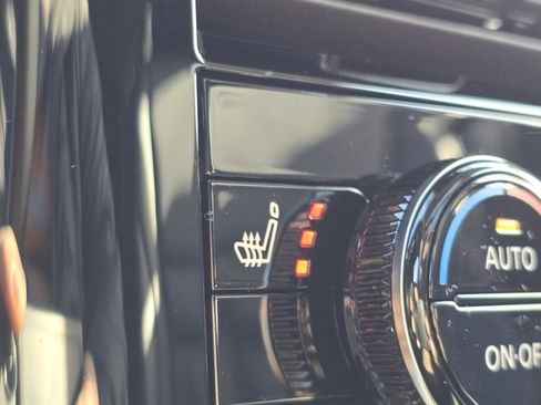 New 2026 Nissan Rogue Platinum image 5