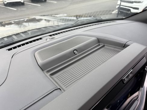 Used 2025 Ford F450 Platinum w/ Platinum Plus Package image 21