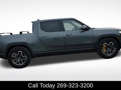 Used 2022 Rivian R1T Launch Edition image 7