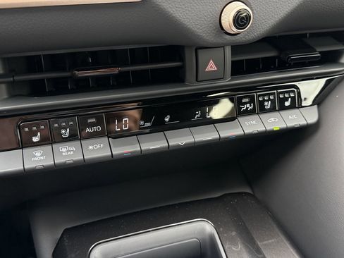 New 2026 Toyota Crown Signia AWD/4WD image 17