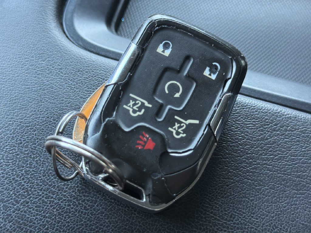 Used 2019 GMC Yukon SLT AWD/4WD image 32