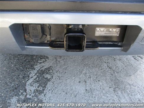 Used 2016 Chevrolet Suburban LT AWD/4WD image 5