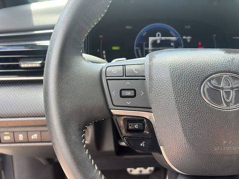 Used 2026 Toyota Camry SE w/ Multimedia Upgrade Package FWD image 21