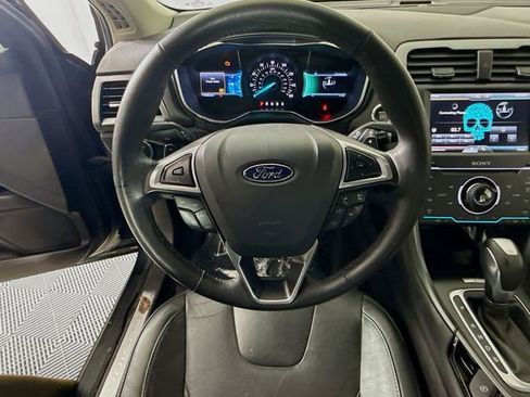 Used 2014 Ford Fusion Titanium image 13