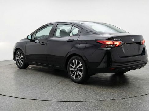 Used 2025 Nissan Versa SV image 6