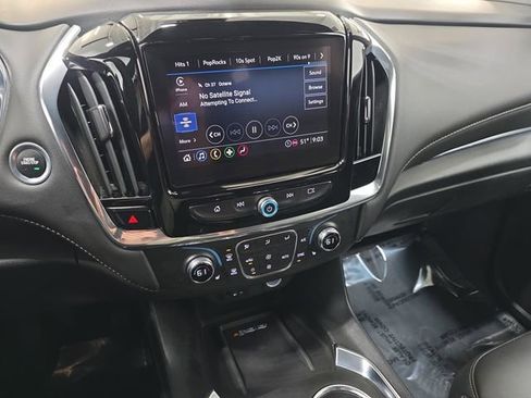 Used 2023 Chevrolet Traverse LT w/ LPO, Floor Liner Package image 20