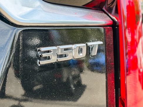 Certified 2023 Cadillac XT6 Luxury FWD image 6