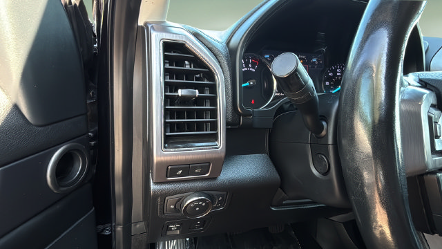 Used 2019 Ford Expedition Platinum AWD/4WD image 22