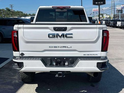 Used 2025 GMC Sierra 2500 Denali Ultimate AWD/4WD image 4