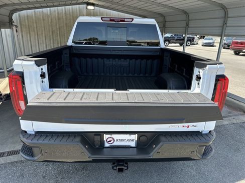 New 2026 GMC Sierra 1500 AT4X AWD/4WD image 31
