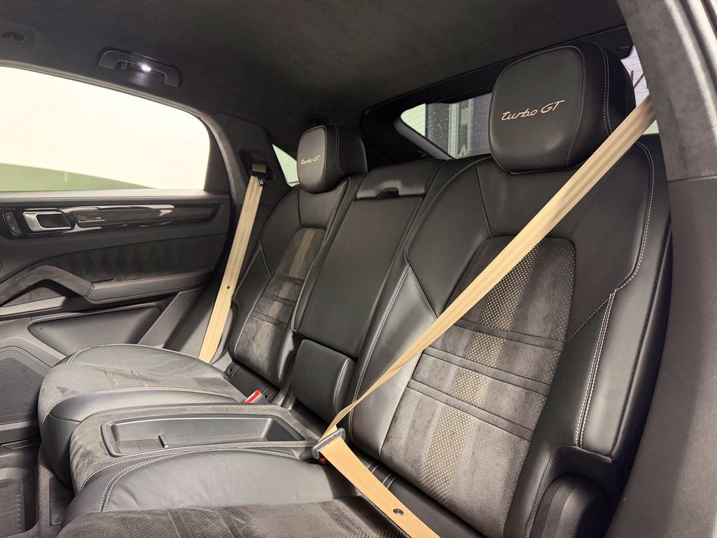 Certified 2023 Porsche Cayenne Turbo GT AWD/4WD image 45