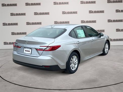 New 2026 Toyota Camry LE image 5