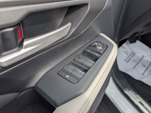 New 2026 Toyota Grand Highlander XLE image 10