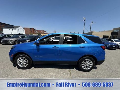 Used 2024 Chevrolet Equinox LT AWD/4WD image 11
