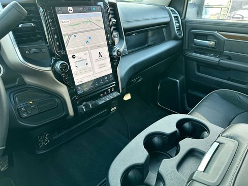 Used 2024 RAM 2500 Laramie image 26