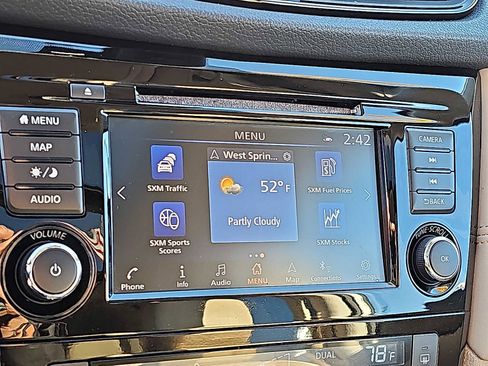 Used 2019 Nissan Rogue SL w/ Premium Package image 30