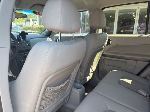 Used 2006 Chevrolet HHR LT image 19