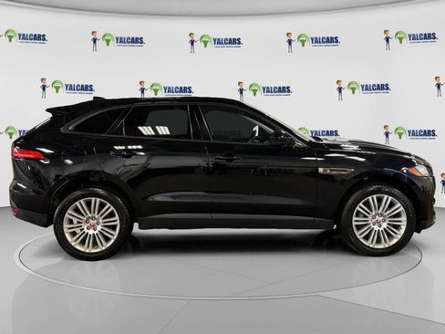 Used 2017 Jaguar F-PACE Premium image 6
