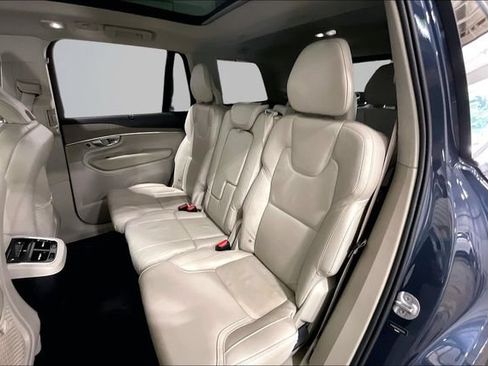 Certified 2024 Volvo XC90 B6 Ultimate w/ Protection Package Premier AWD/4WD image 29