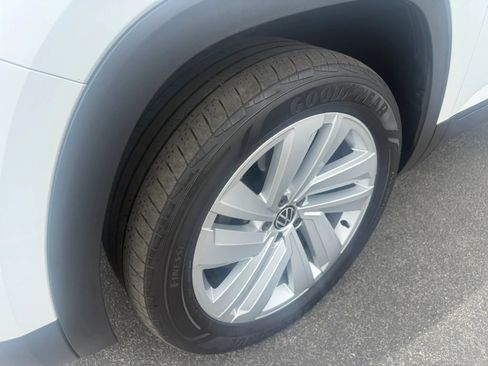 Used 2020 Volkswagen Atlas Cross Sport SE w/ Panoramic Sunroof Package AWD/4WD image 30