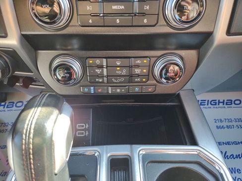 Used 2020 Ford F150 Platinum w/ Equipment Group 701A Luxury image 19