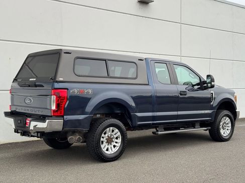 Used 2017 Ford F250 XL w/ STX Appearance Package image 7