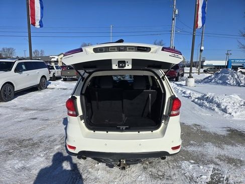 Used 2016 Dodge Journey R/T w/ Driver Convenience Group image 14